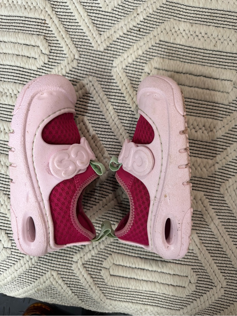 Crocs